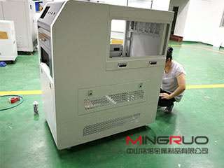 半岛·官方站网页版登录入口-半岛online(中国)加工厂教你如何选择最好的钣金机柜_半岛·官方站网页版登录入口-半岛online(中国)